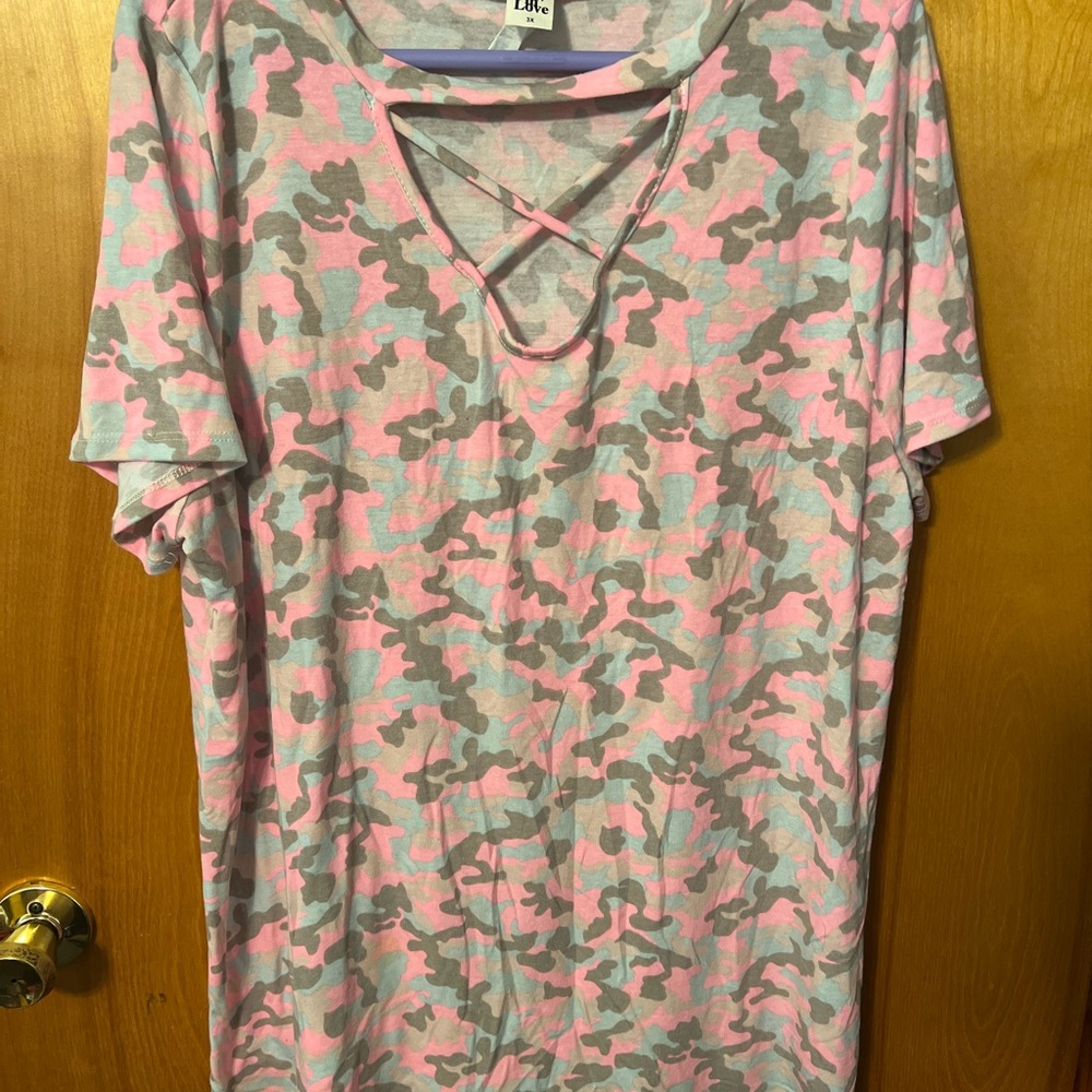 Women's Pink Camo Top